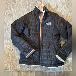 The North Face Black and Cream Puffer Jacket size S 7/8 reversible